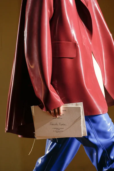 Look 2